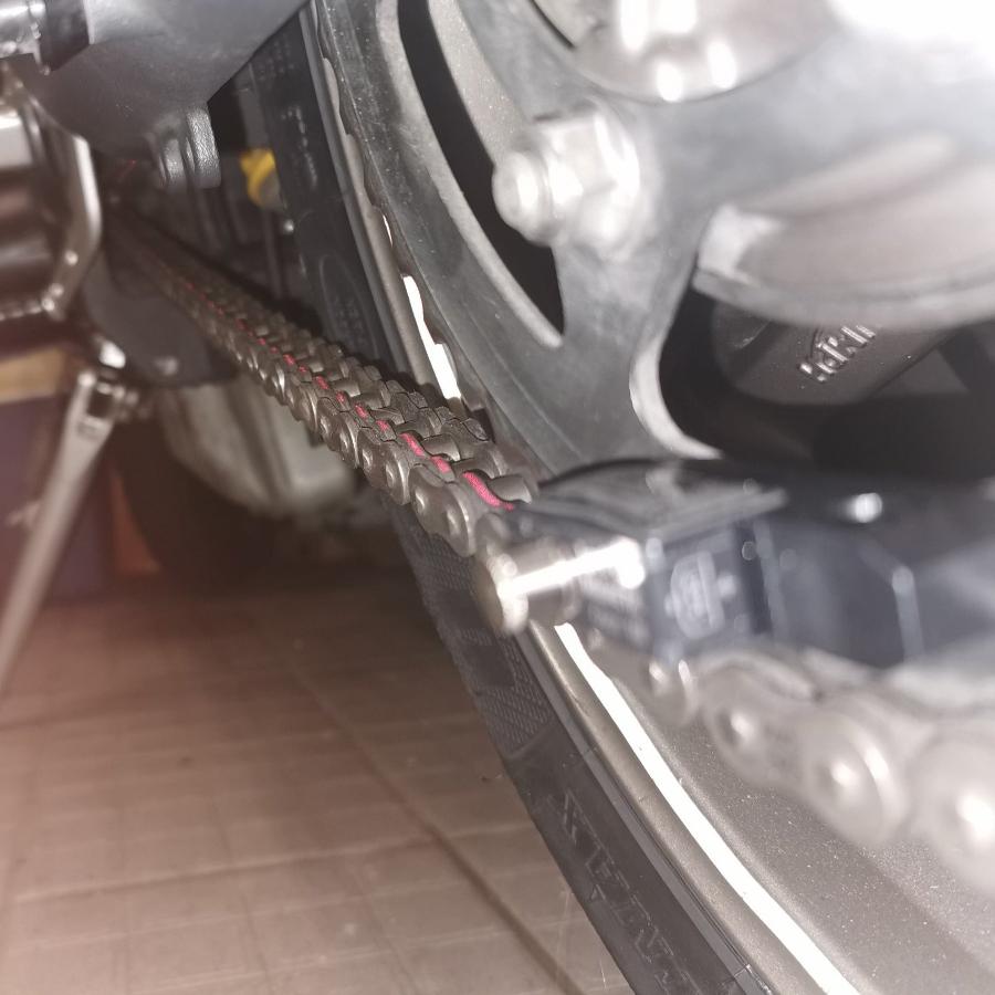 Motorcycle Laser Chain Alignment Tool (Magnetic - line laser) - Moto-Tech Diagnostics