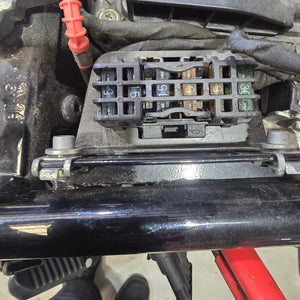 connector location under fuse box