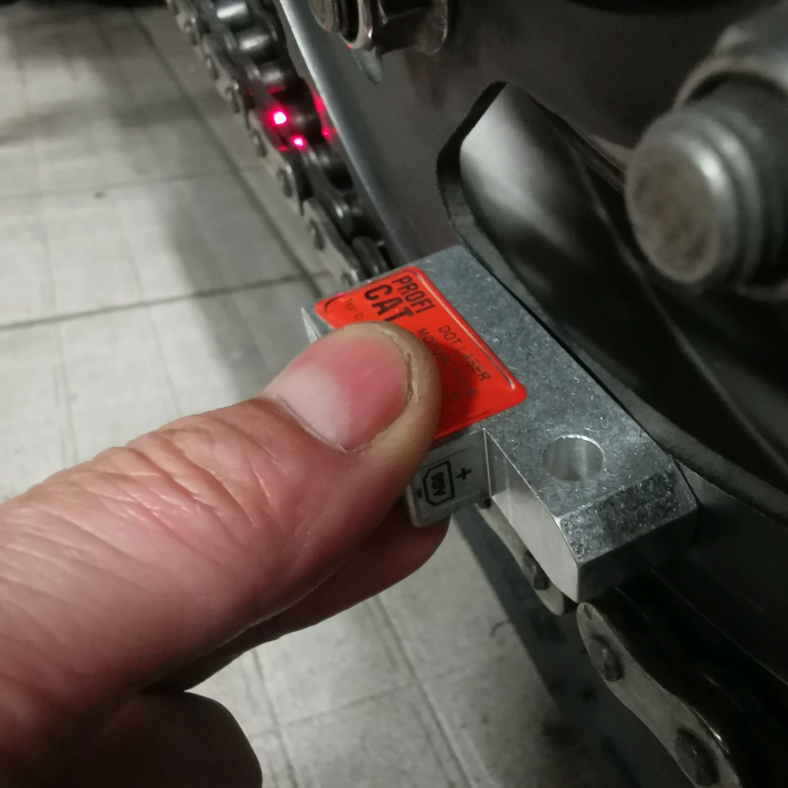 Motorcycle Laser Chain Alignment Tool (Dot Laser) - Moto-Tech Diagnostics 